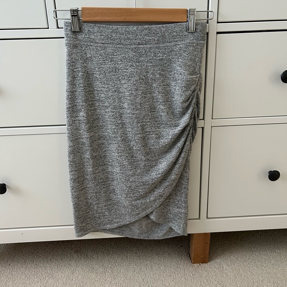 Wilfred free Sz XXS stretchy pencil skirt